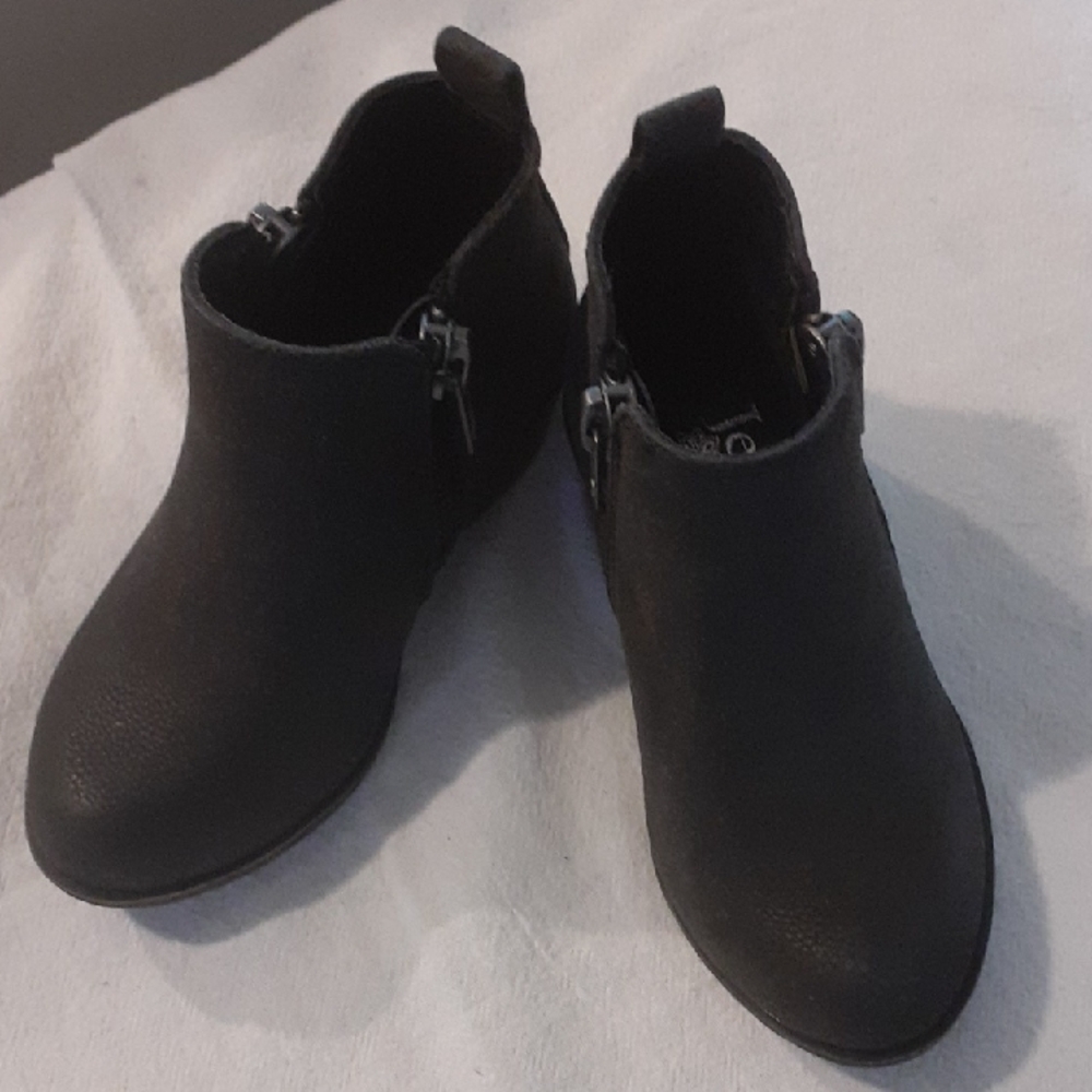 Jessica Cline Black Ankle Boots Size 7
